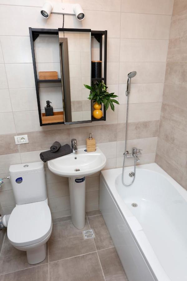 New & Cozy Studio In Ghencea + Netflix Bukurešť Exteriér fotografie