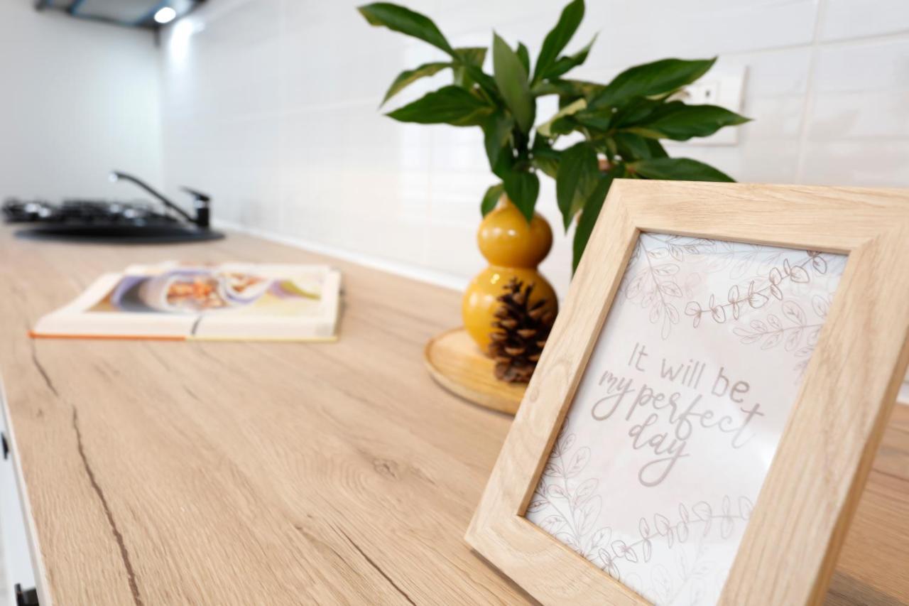 New & Cozy Studio In Ghencea + Netflix Bukurešť Exteriér fotografie